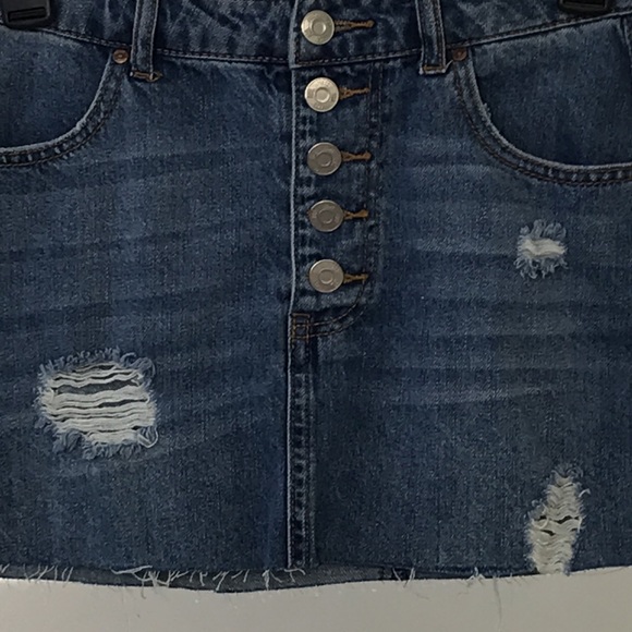 RSQ brand Young Ladies Denim Miniskirt - Picture 2 of 11